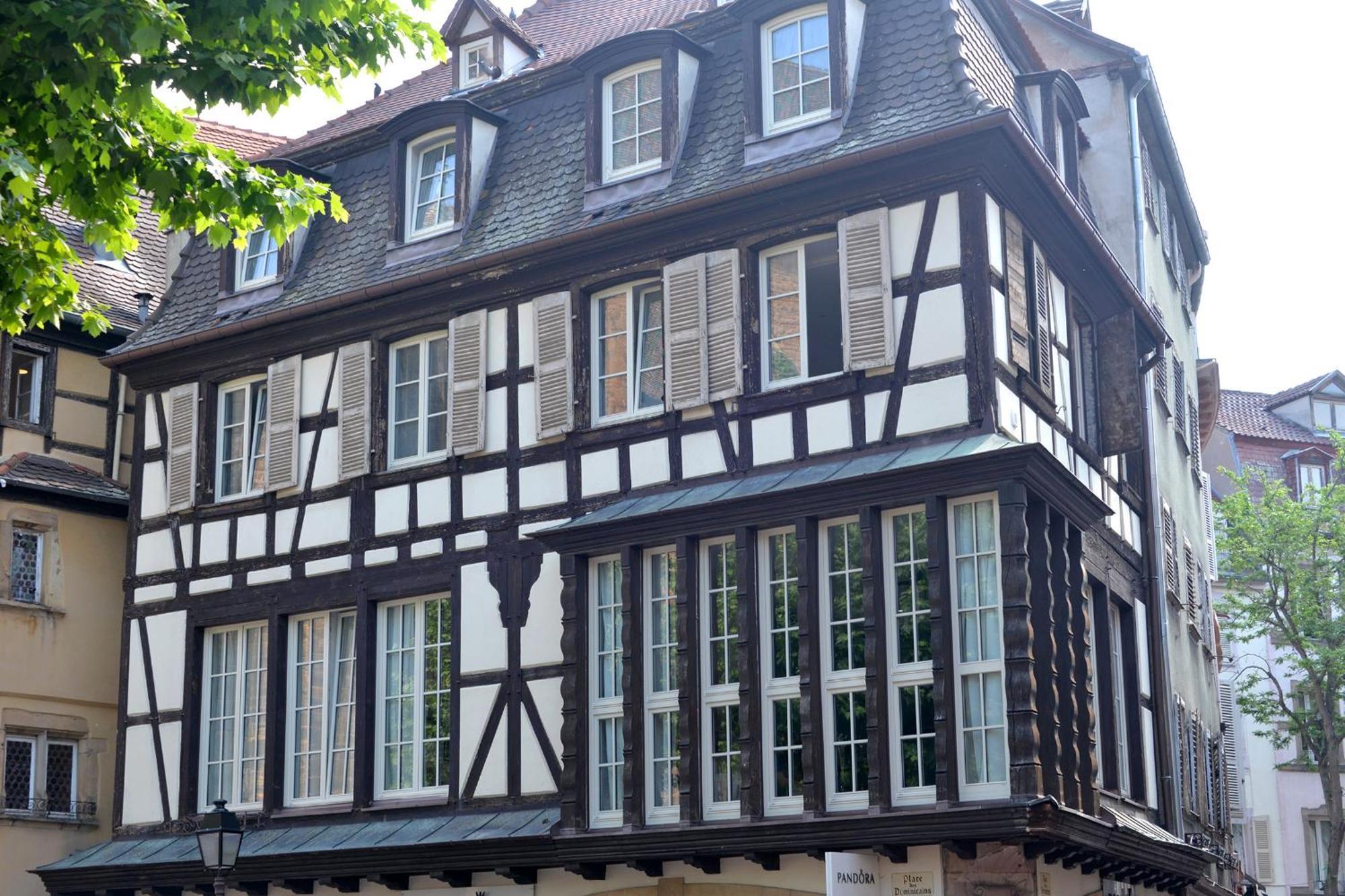 Suite Le Splendide Du Centre Historique Avec Climatisation Colmar Kültér fotó