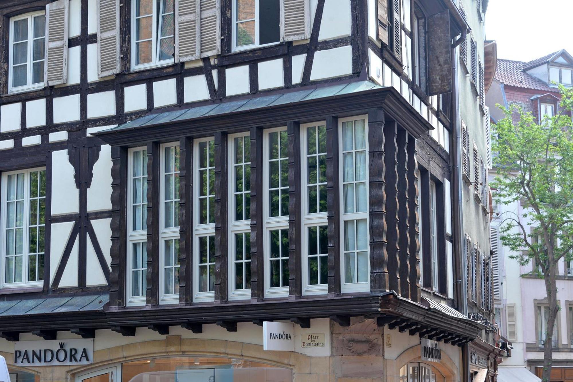 Suite Le Splendide Du Centre Historique Avec Climatisation Colmar Kültér fotó
